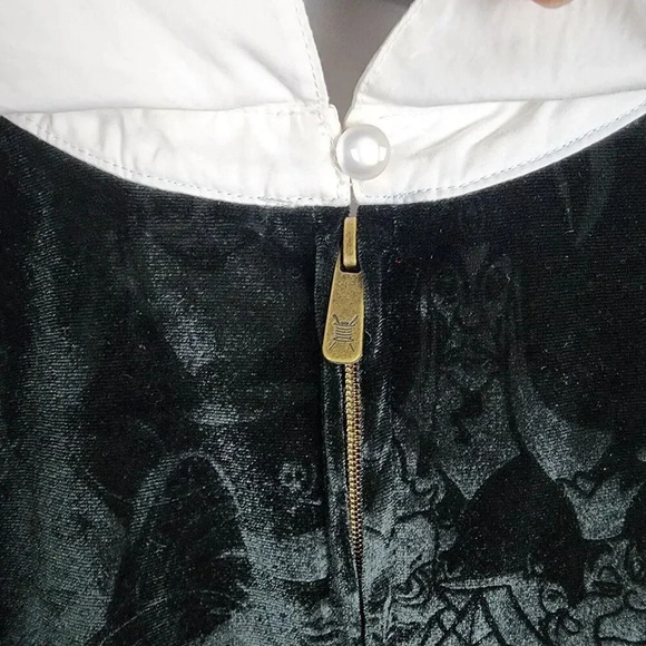 Loungefly Stitch Shoppe DISNEY VILLAINS VELVET EMBOSSED PRINT KIANA Dress Small - Picture 9 of 10